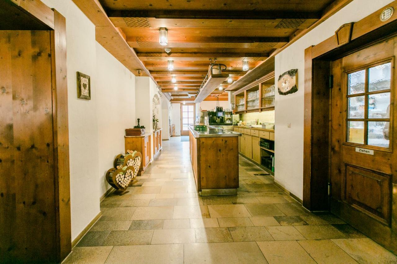 Landgasthof Zum Herz Trauchgau Екстериор снимка