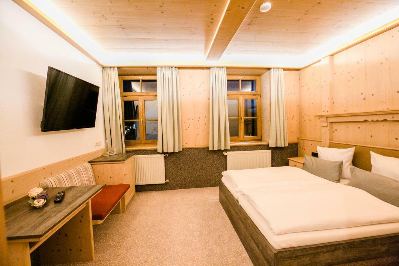 Landgasthof Zum Herz Trauchgau Екстериор снимка